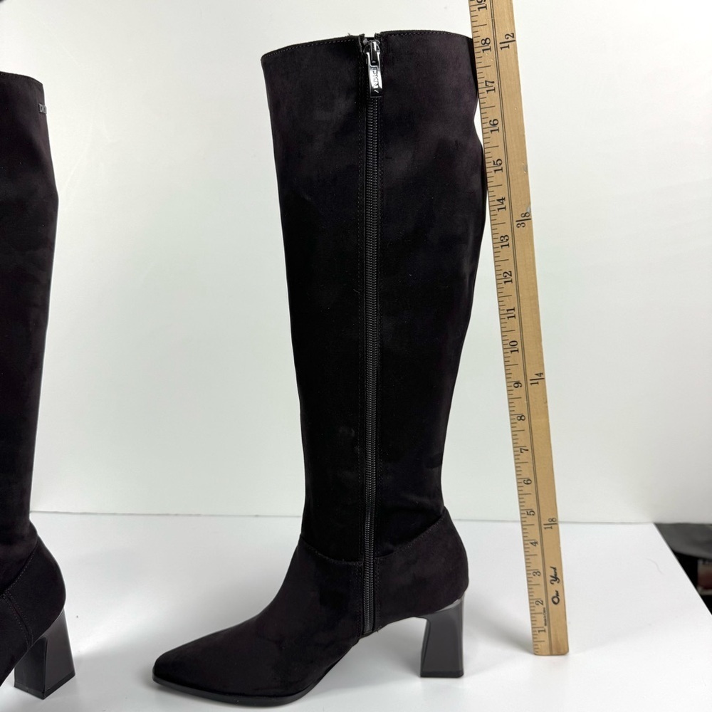 DKNY Salem Boots Dark Brown Witchy Pointed Toe Knee High Chunky Heeled Boots 6.5 - Picture 11 of 13